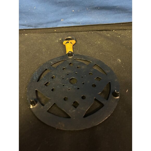 Vintage Cast Iron Trivet With Decorative Design & Twine Handle - Picture 2 of 2